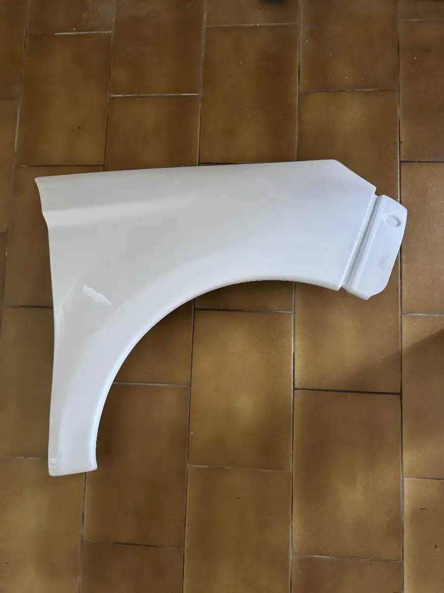 Aile avant droite minauto / Aixam sensation